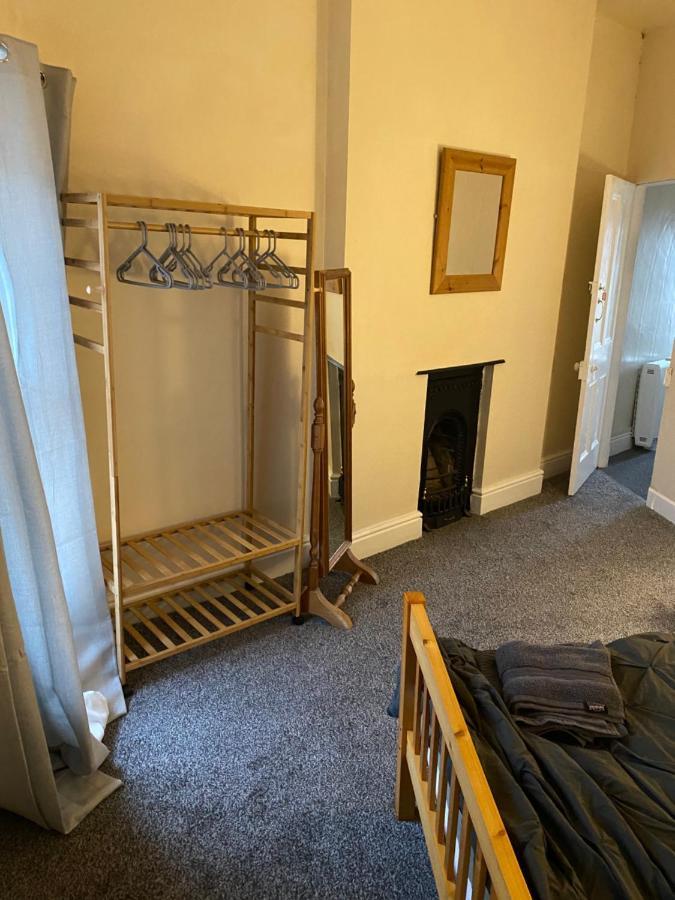 Whitchurch Shropshire Town Duplex Flat Bagian luar foto