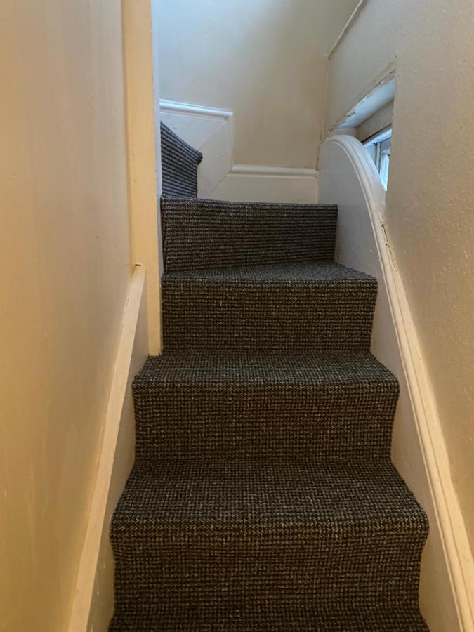 Whitchurch Shropshire Town Duplex Flat Bagian luar foto